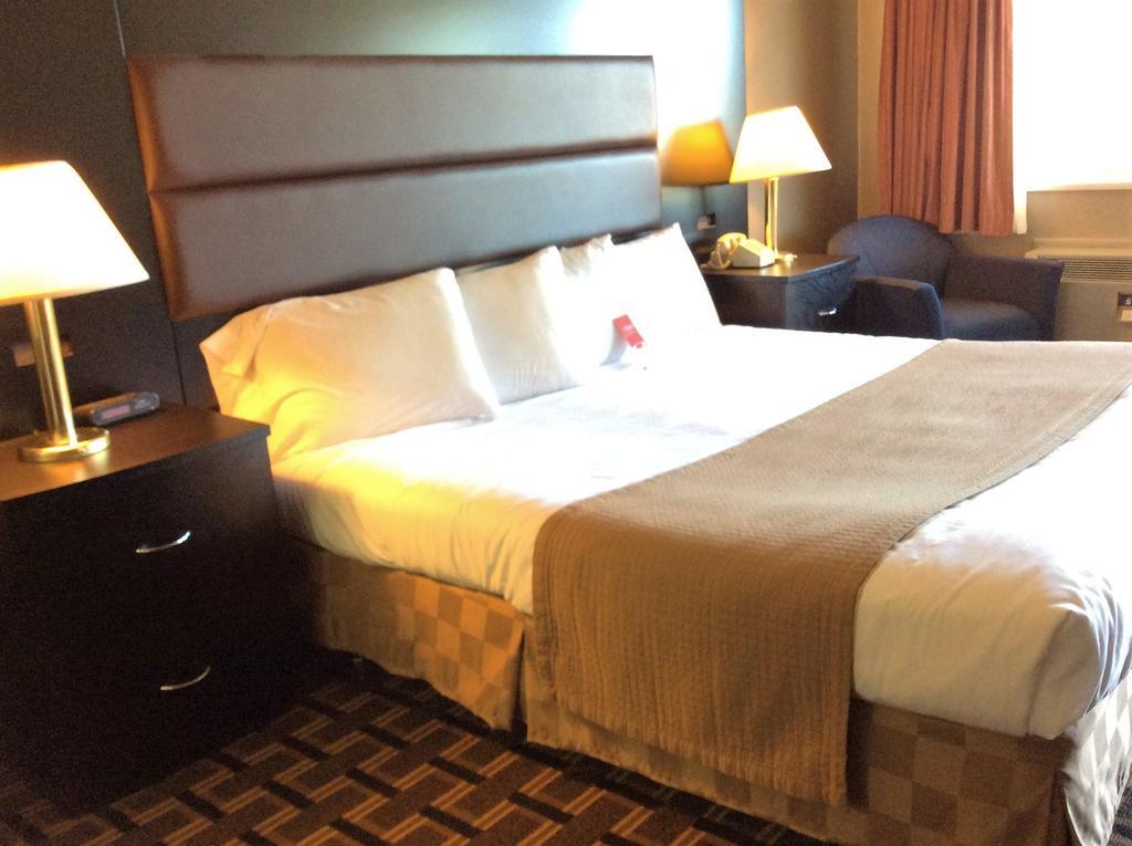 ביבר Econo Lodge מראה חיצוני תמונה