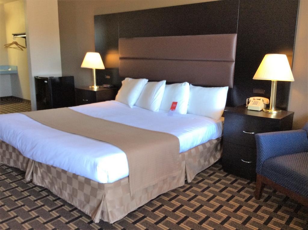 ביבר Econo Lodge מראה חיצוני תמונה