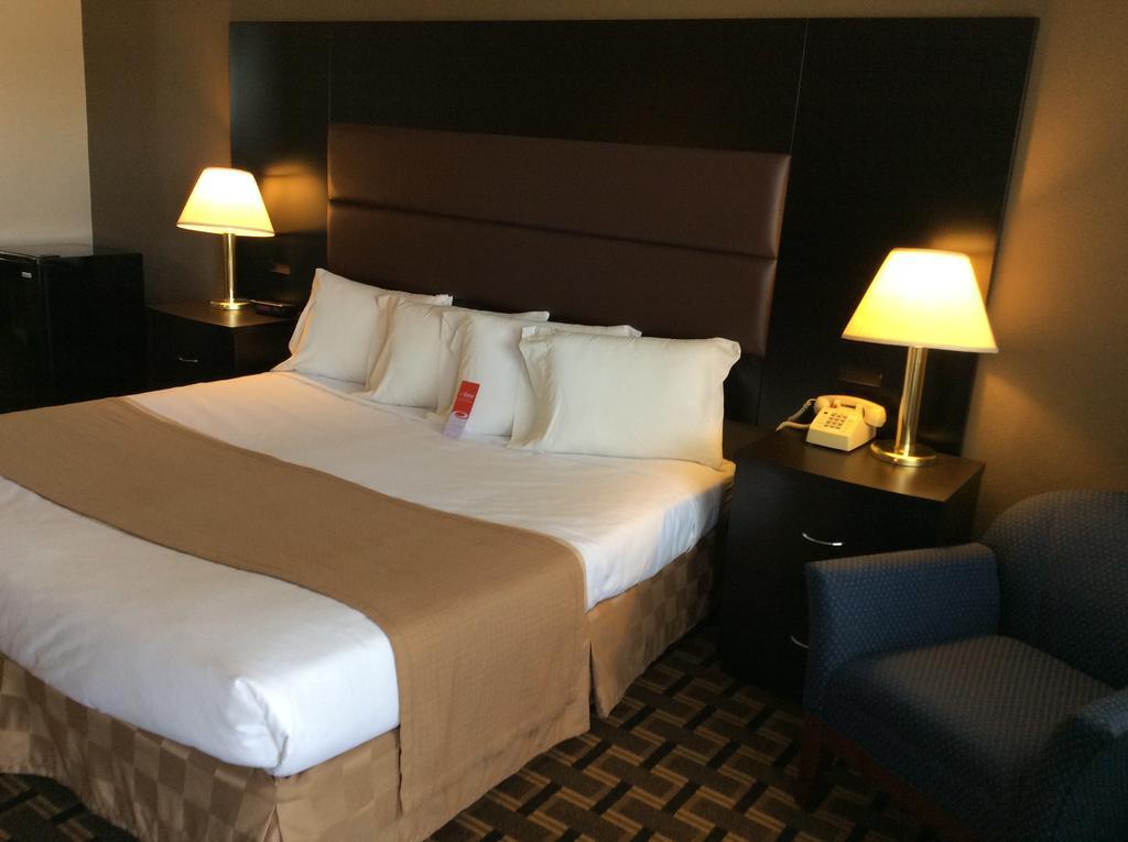 ביבר Econo Lodge מראה חיצוני תמונה