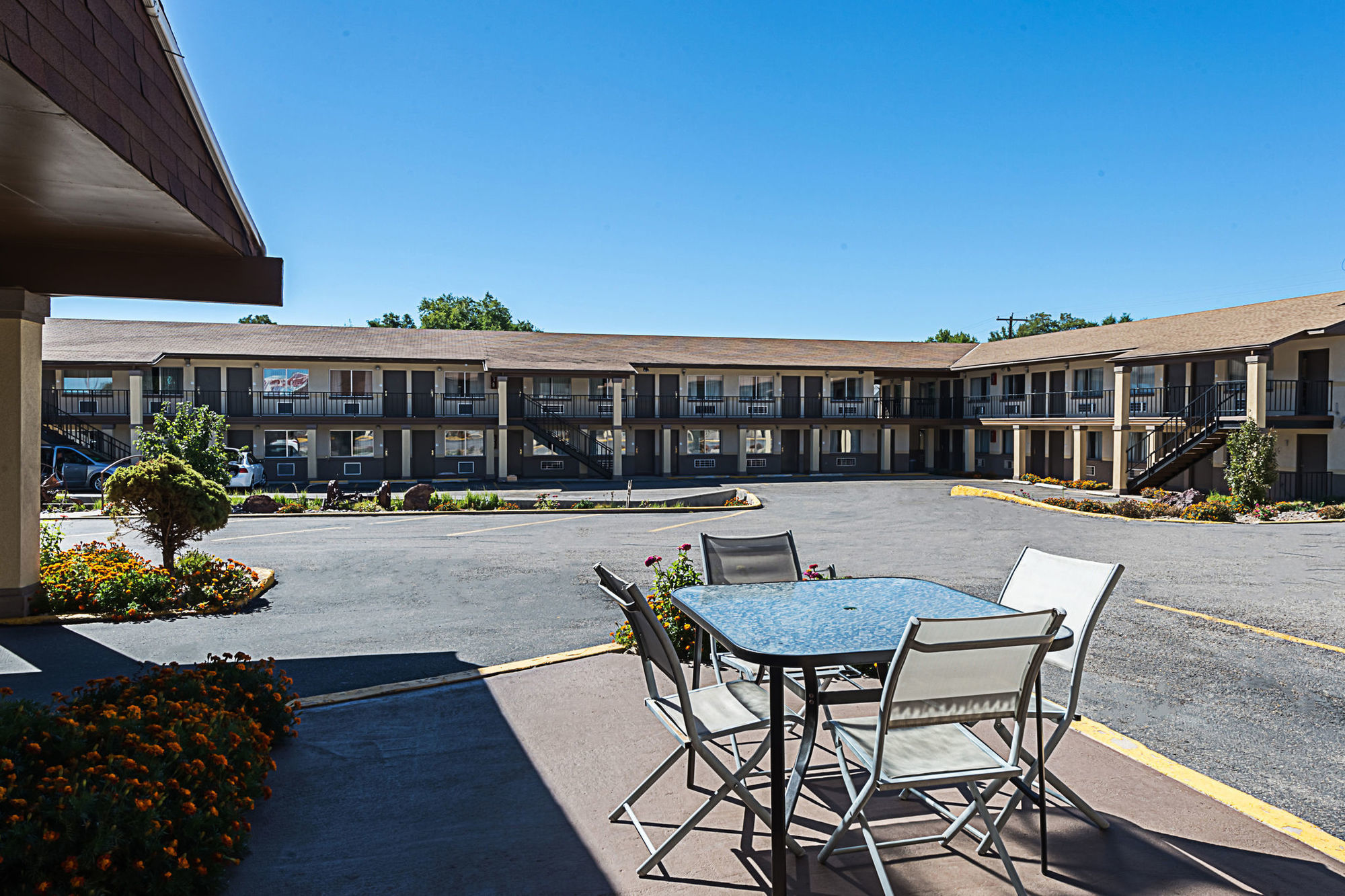 ביבר Econo Lodge מראה חיצוני תמונה