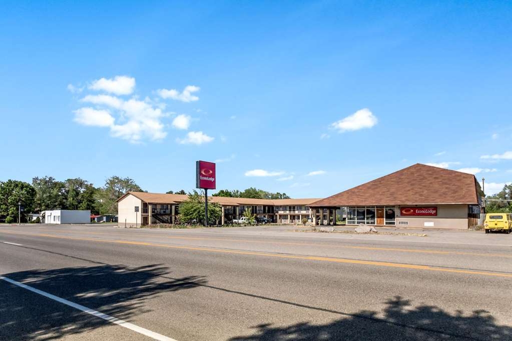 ביבר Econo Lodge מראה חיצוני תמונה